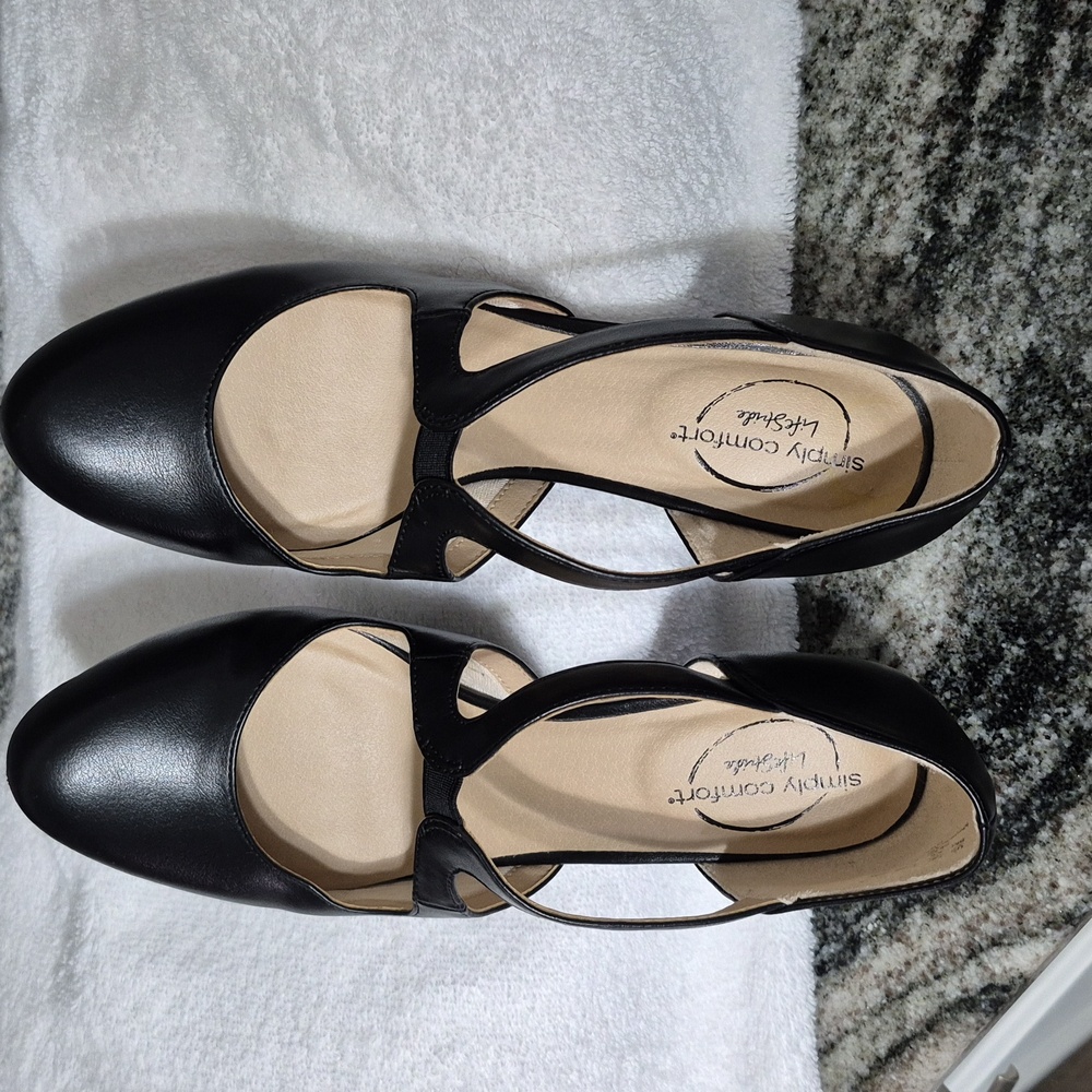 Life Stride Black Heels, Size 8M, Black Color